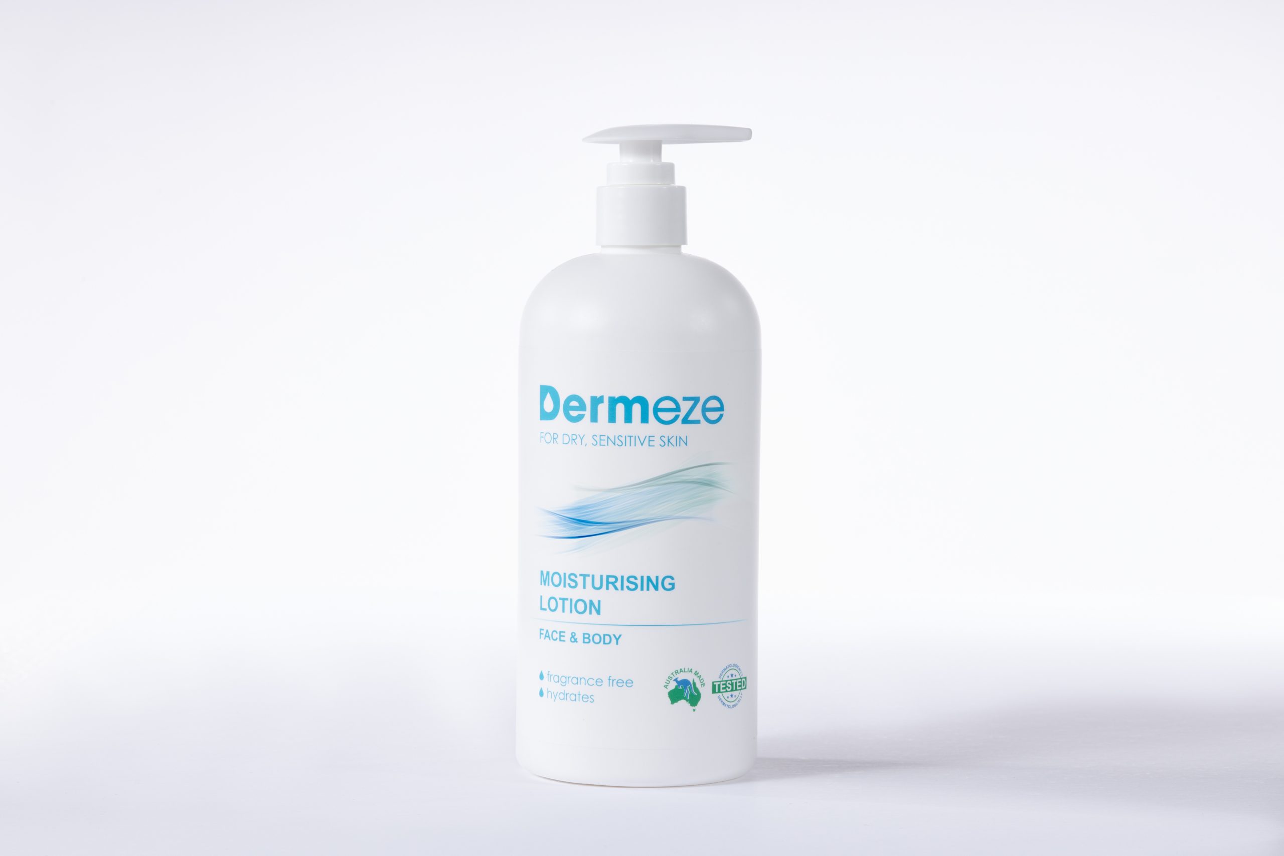 這瓶乳液專為敏感性肌膚設計，能有效舒緩皮膚過敏和乾燥，適合臉部與身體使用，讓您的肌膚保持滋潤。